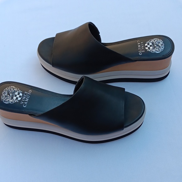 VINCE CAMUTO Women's Pendrea Leather Black Wedge Sandals- 9.5M - Picture 3 of 9